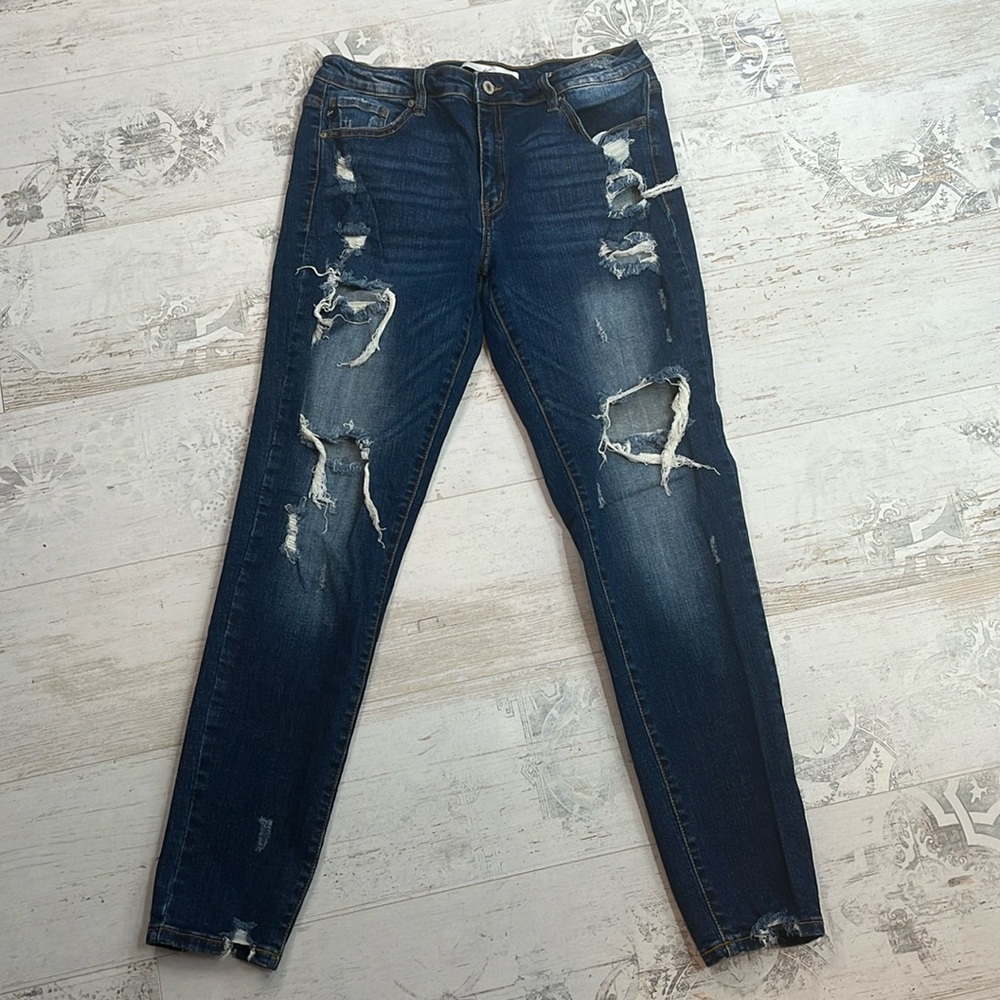 Kancan Medium Wash Distressed Skinny Jeans Size 13 / 30